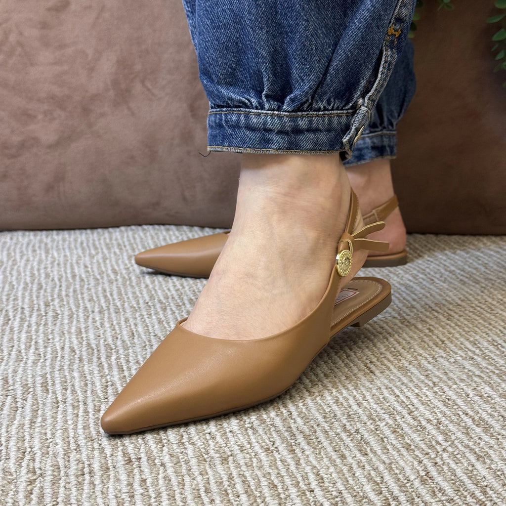 SLINGBACK RASTEIRA DETALHE LATERAL MOEDA - CAPUCCINO