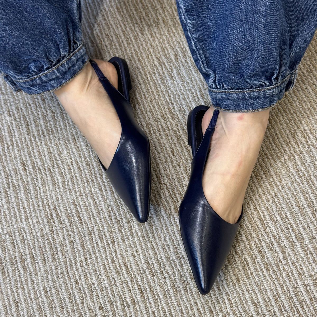 SLINGBACK RASTEIRA DETALHE LATERAL MOEDA - INDIGO